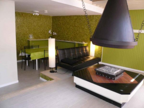 Villa and Apartments Toscolano M./Gardasee 22232